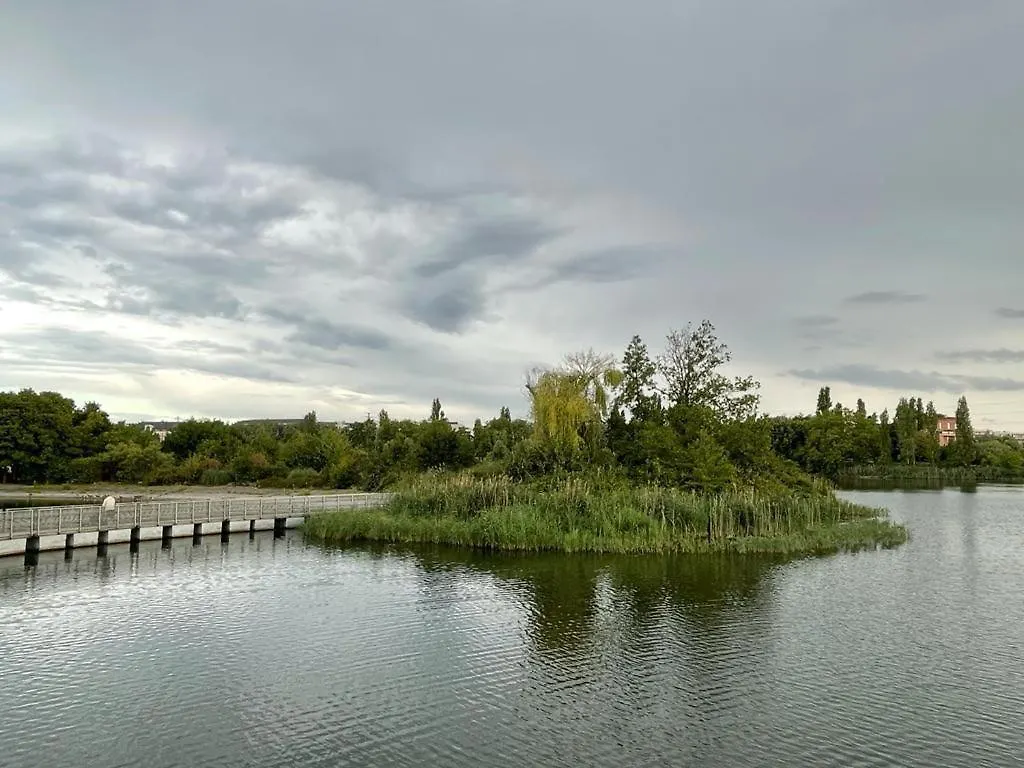 Vue Exceptionnelle Sur Le Lac Creteil Homestay